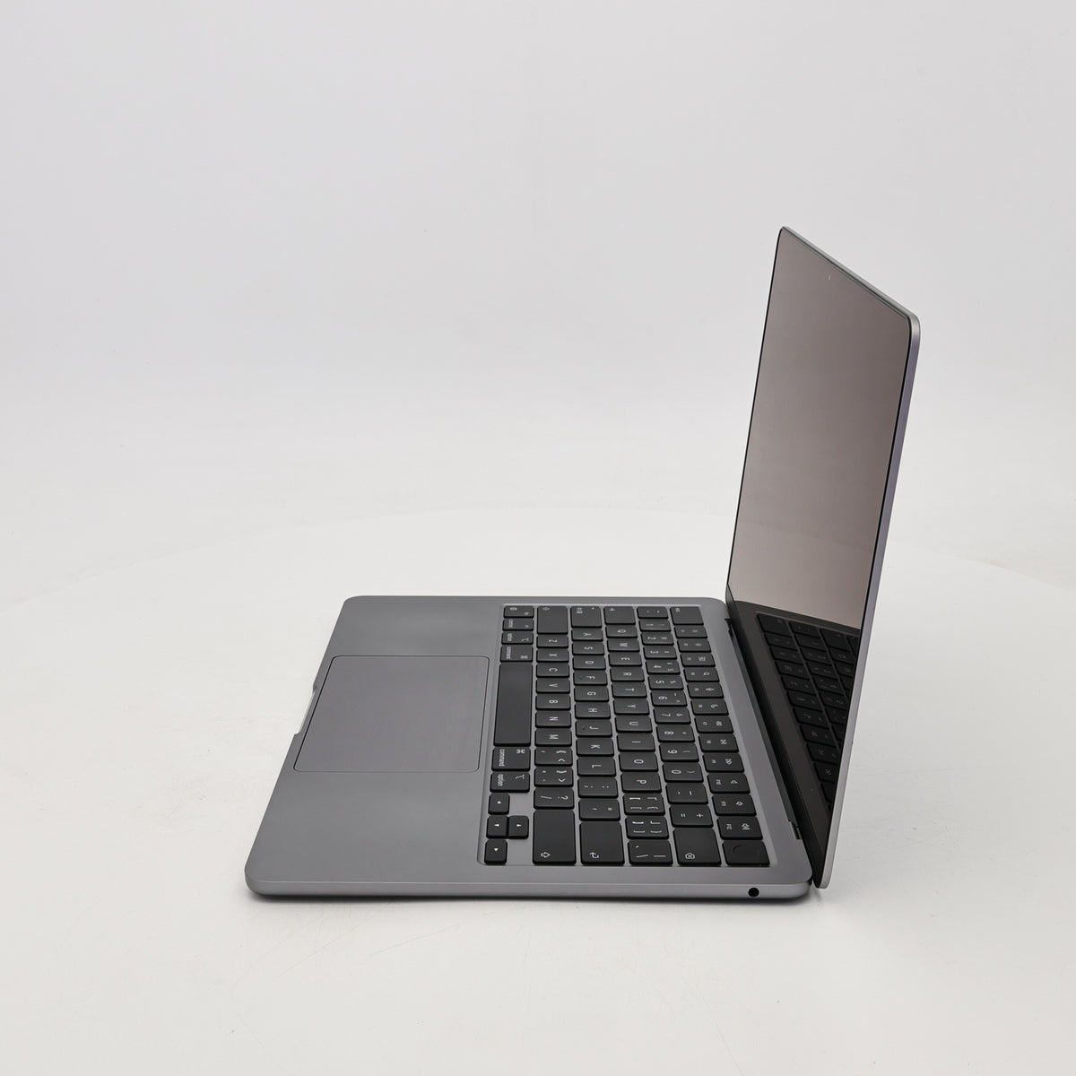 95新 Apple MacBook Air 22年 13寸 M2（8+8核） 8G RAM 256G SSD 深空灰色