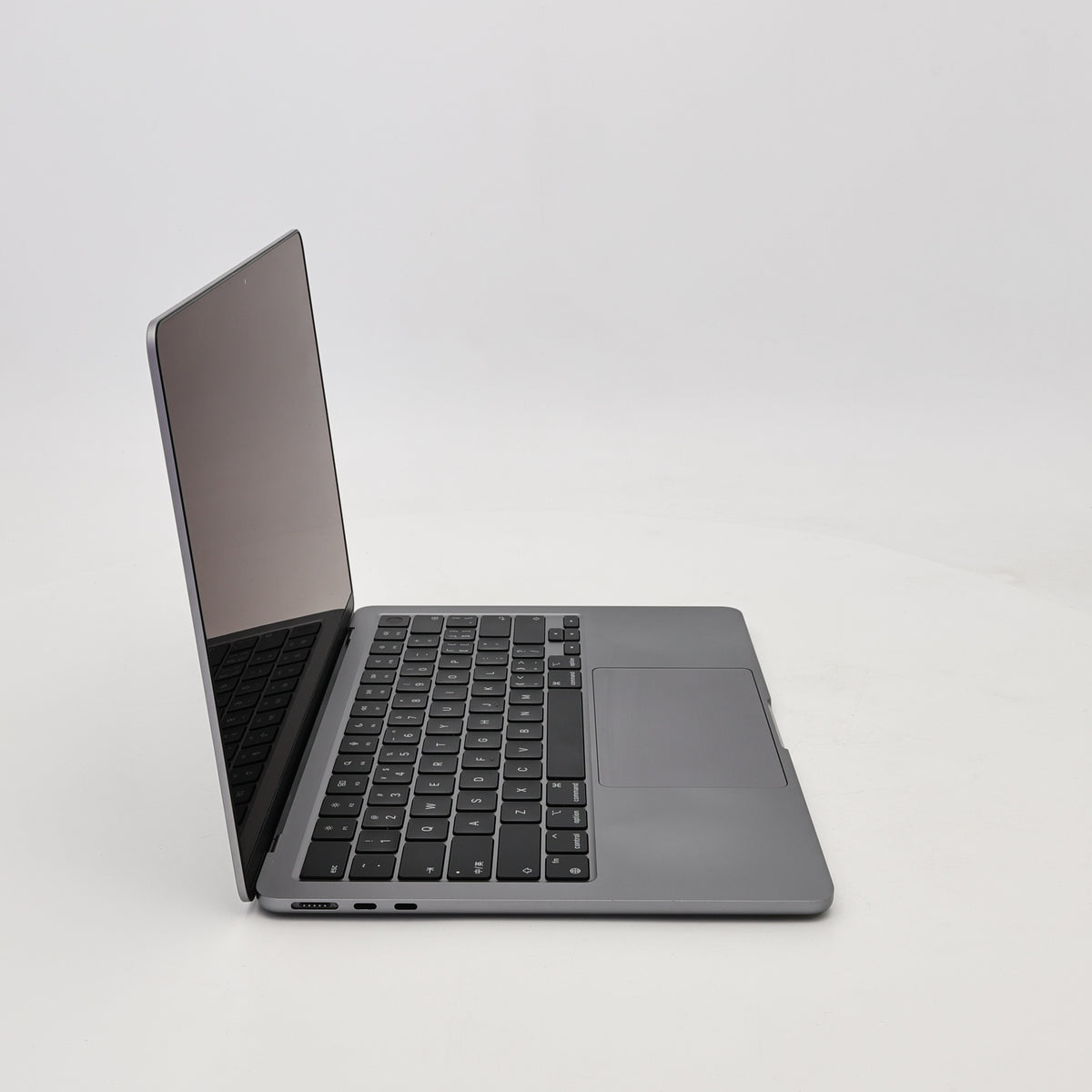 95新 Apple MacBook Air 22年 13寸 M2（8+8核） 8G RAM 256G SSD 深空灰色