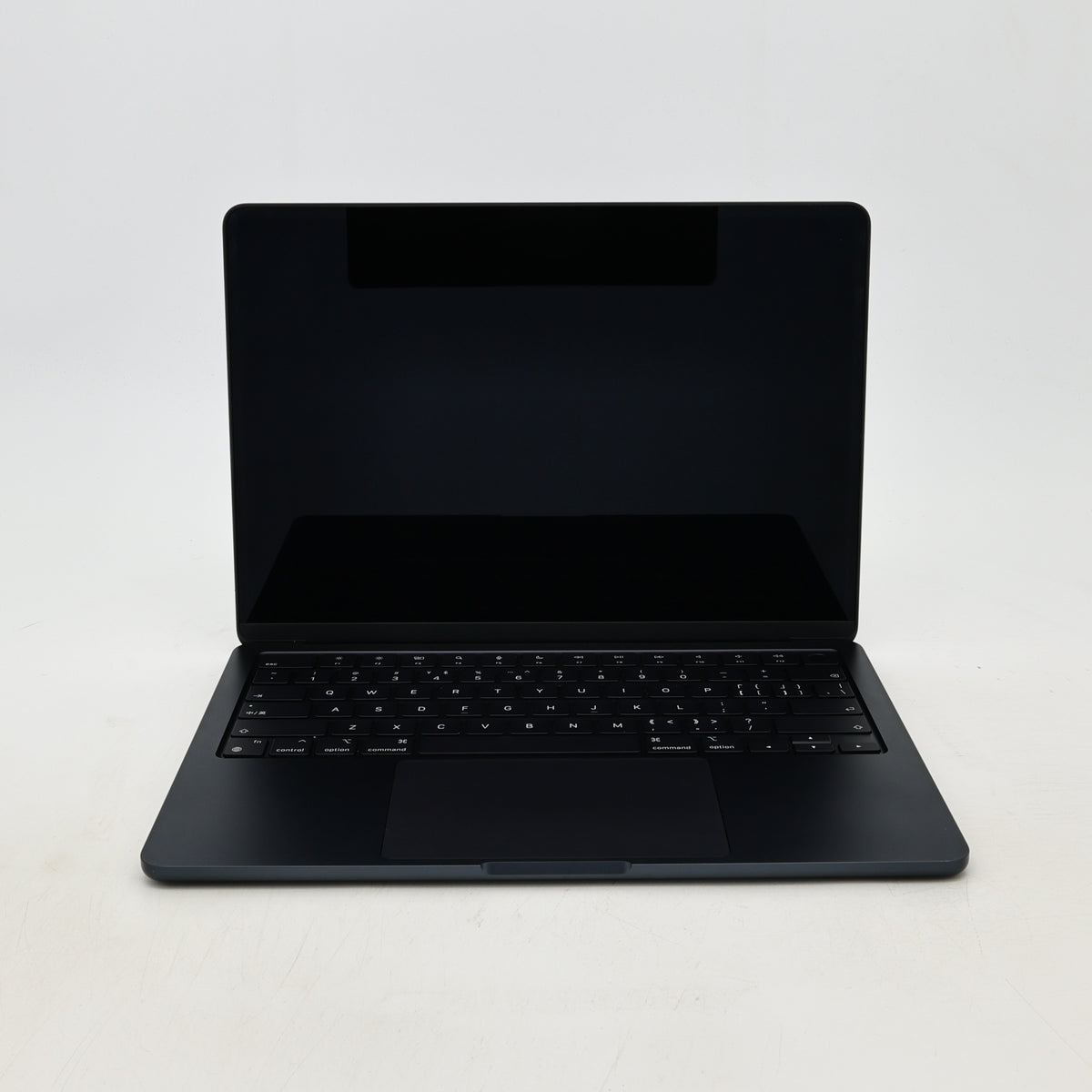95新 Apple MacBook Air 22年 13寸 M2（8+8核） 8G RAM 256G SSD 午夜色