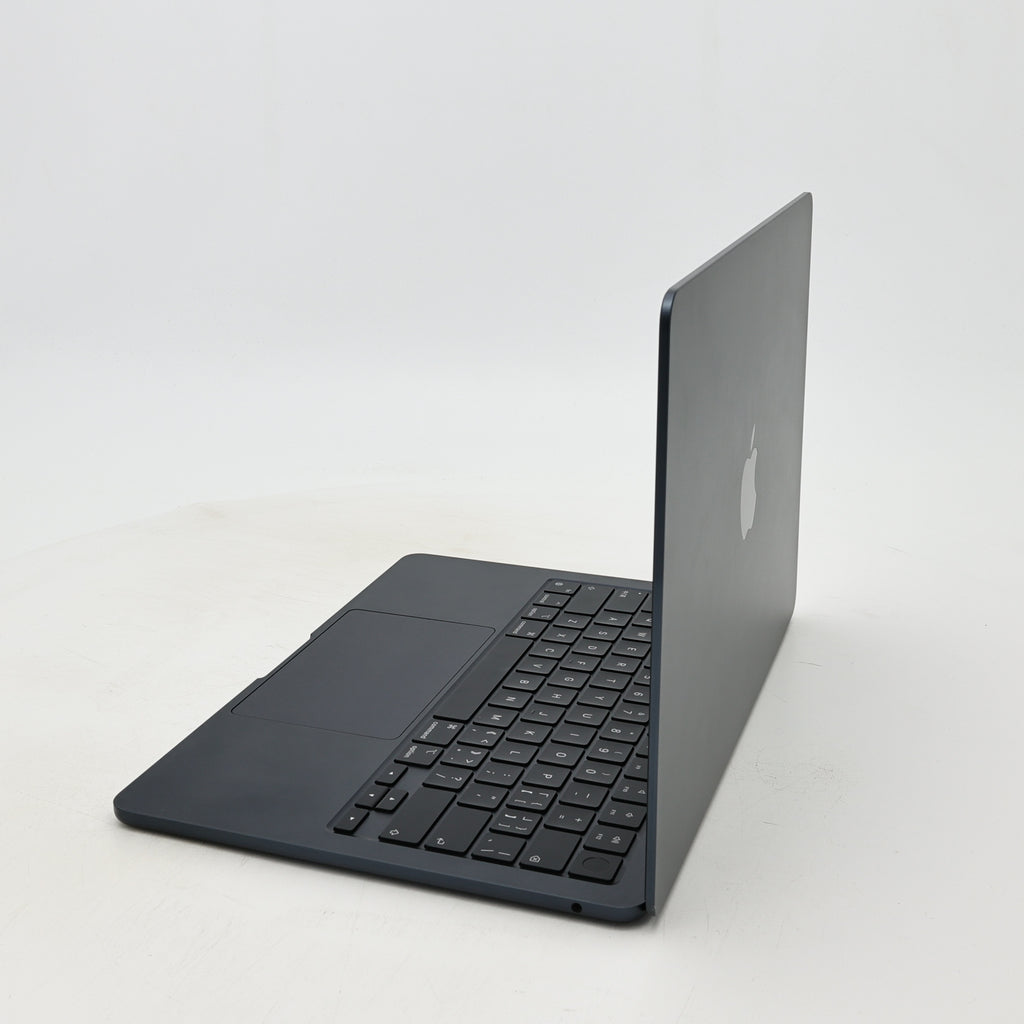 95新 Apple MacBook Air 22年 13寸 M2（8+8核） 8G RAM 256G SSD 午夜色