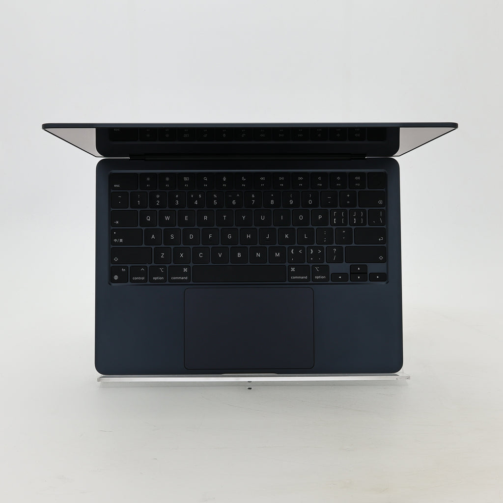 95新 Apple MacBook Air 22年 13寸 M2（8+8核） 8G RAM 256G SSD 午夜色