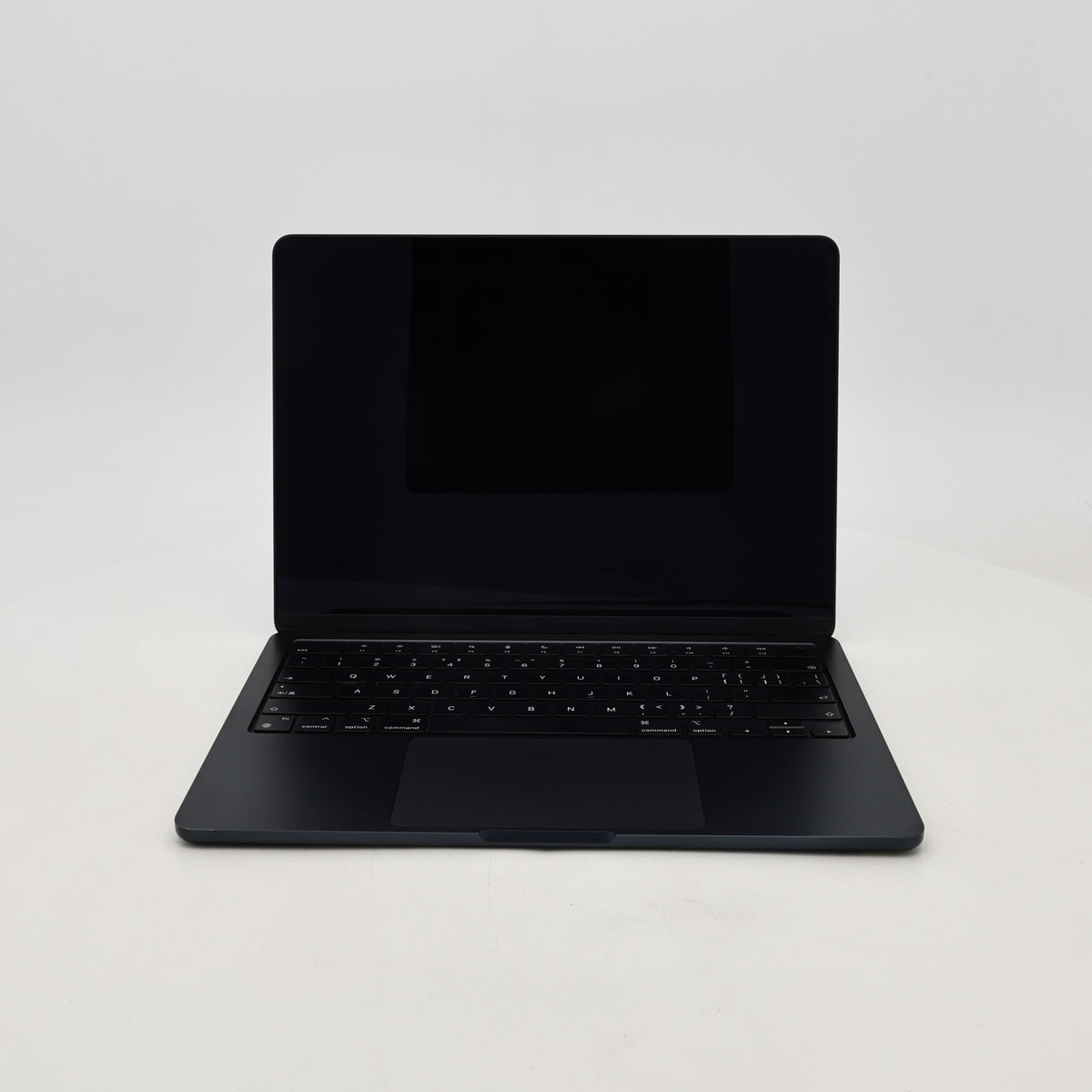 95新 Apple MacBook Air 22年 13寸 M2（8+10核） 8G RAM 512G SSD 午夜色