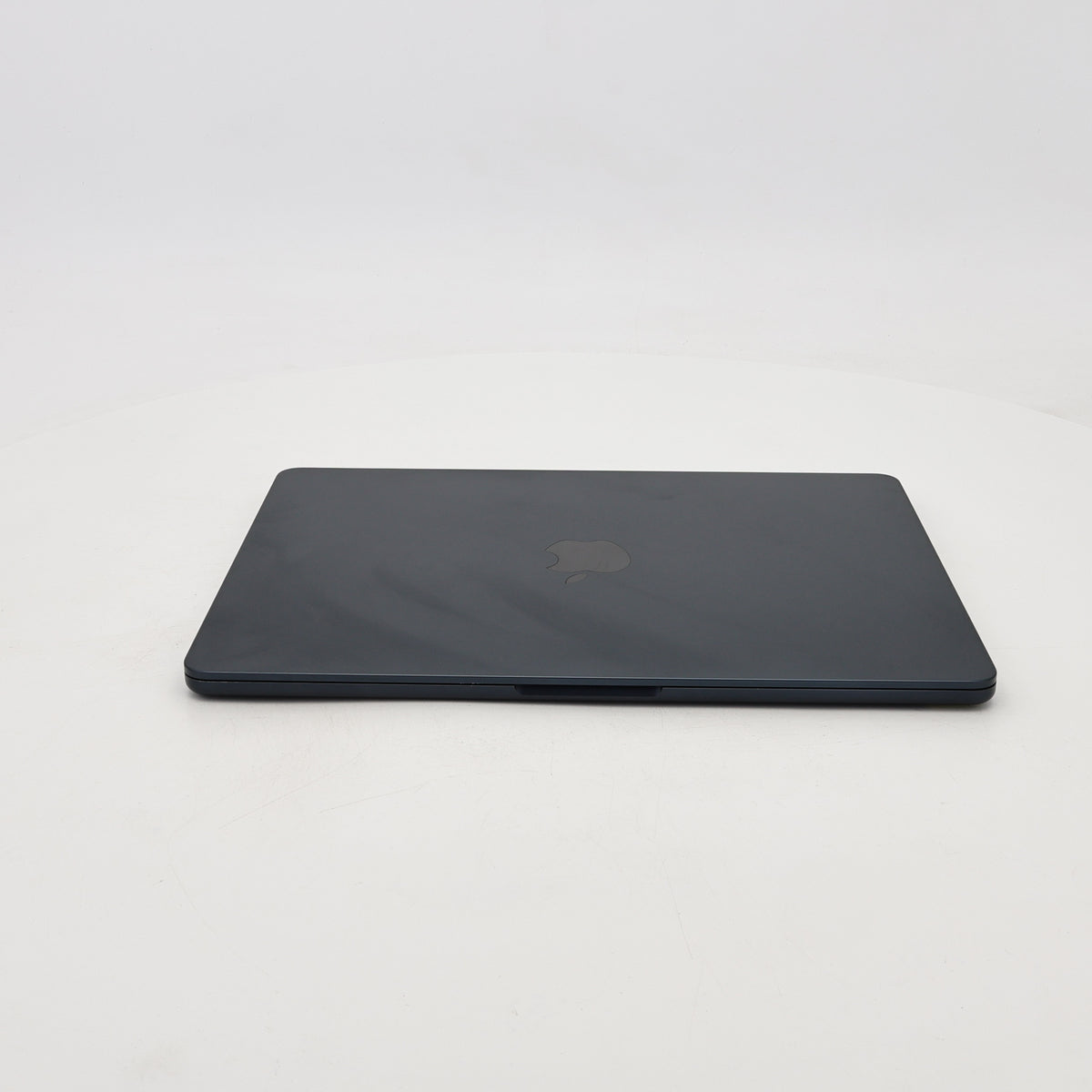 95新 Apple MacBook Air 22年 13寸 M2（8+10核） 8G RAM 512G SSD 午夜色