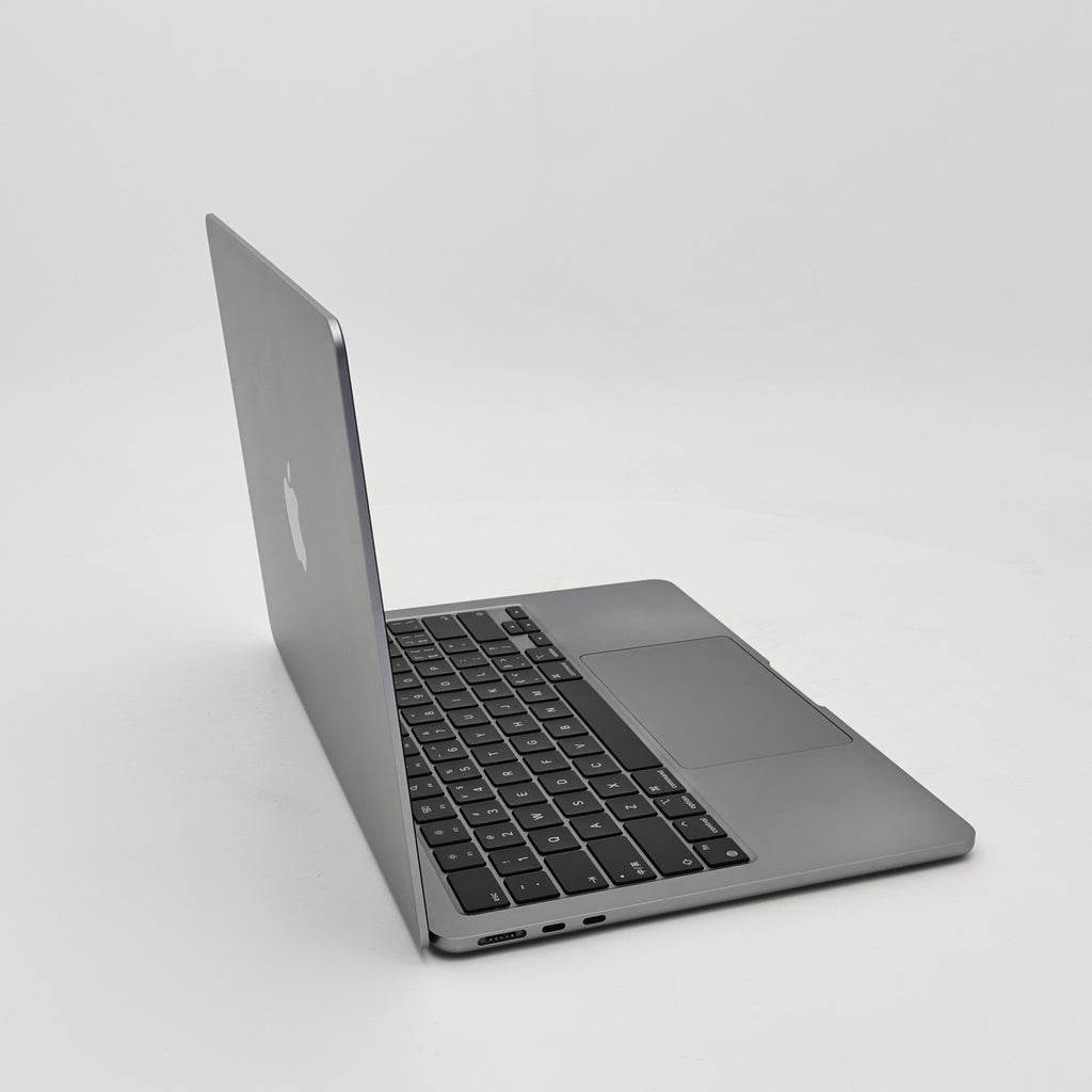 95新 Apple MacBook Air 22年 13寸 M2（8+10核） 16G RAM 256G SSD 深空灰色