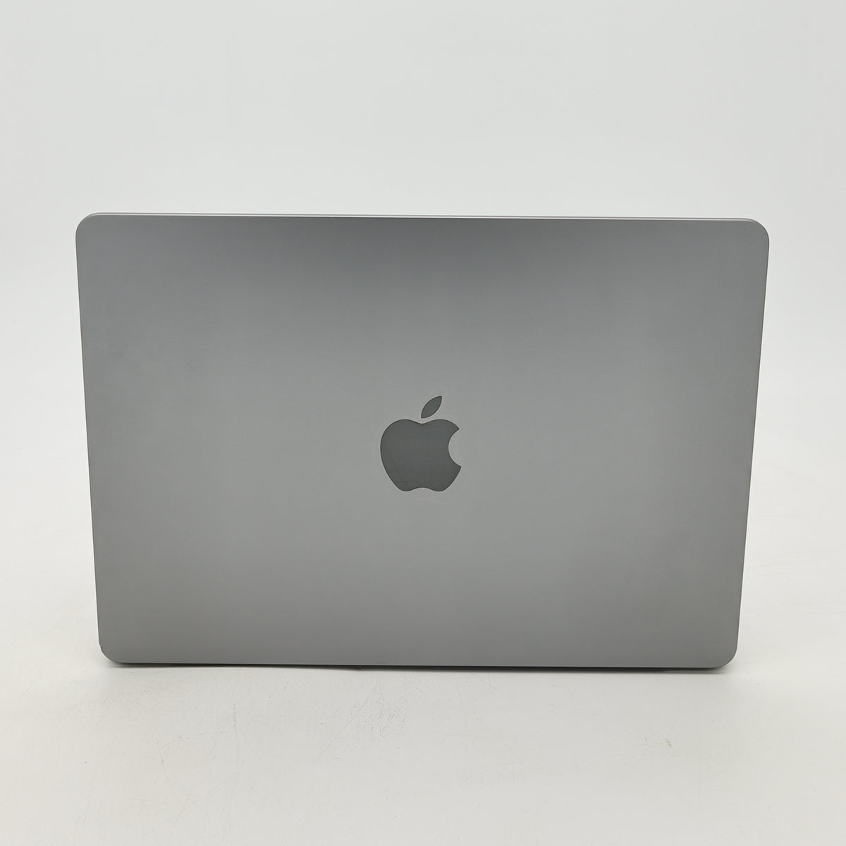 95新 Apple MacBook Air 22年 13寸 M2（8+8核） 16G RAM 256G SSD 深空灰色