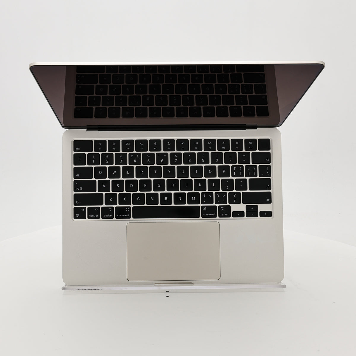 95新 Apple MacBook Air 22年 13寸 M2（8+10核） 8G RAM 512G SSD 星光色