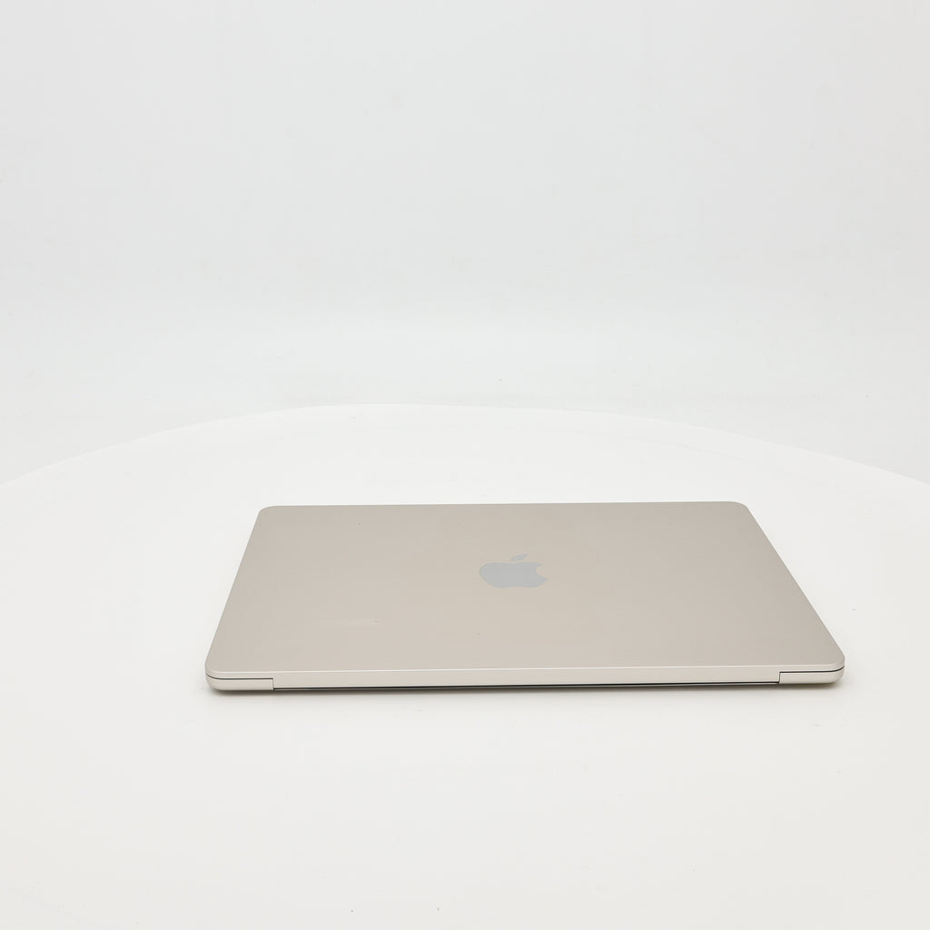 95新 Apple MacBook Air 22年 13寸 M2（8+10核） 8G RAM 512G SSD 星光色