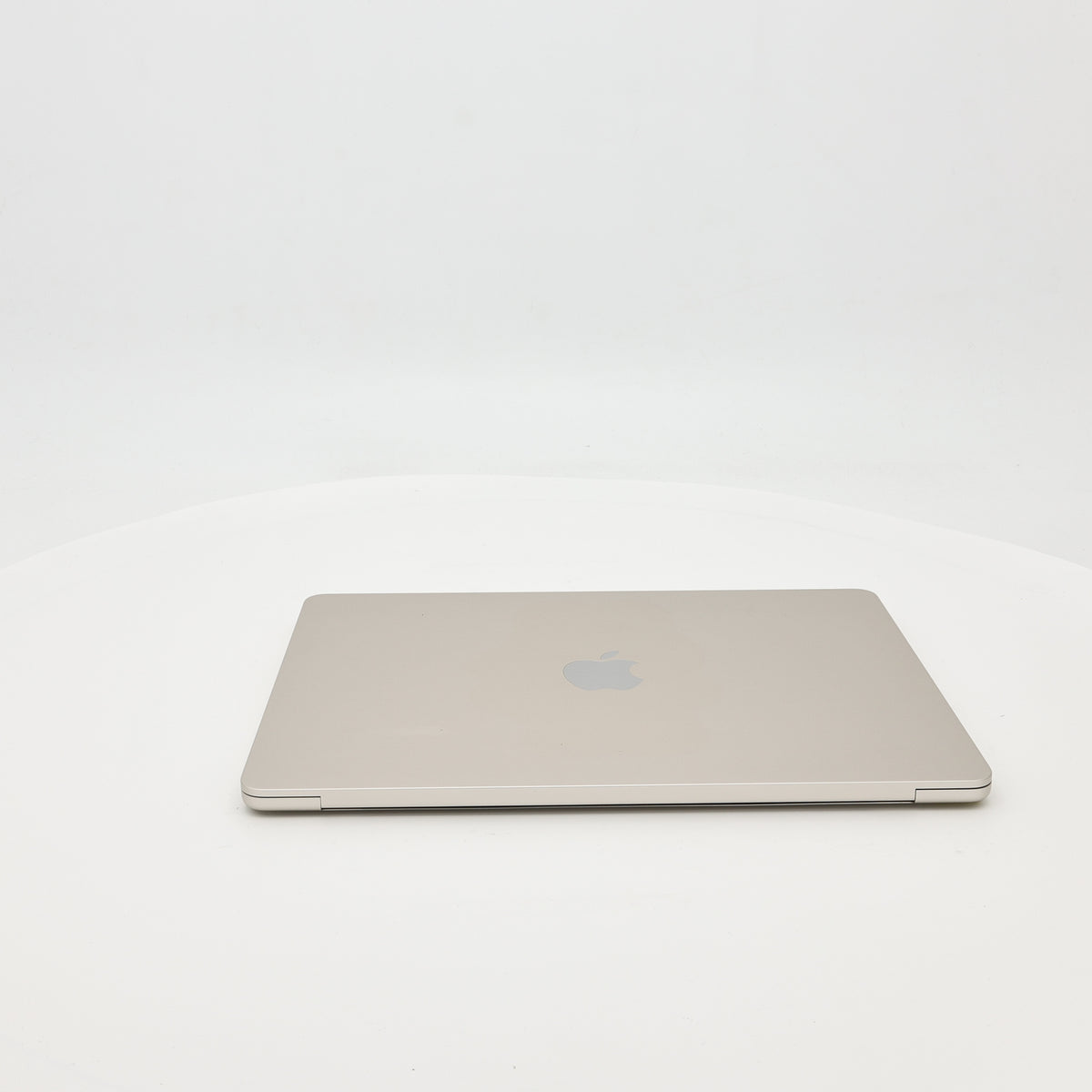 95新 Apple MacBook Air 22年 13寸 M2（8+10核） 8G RAM 512G SSD 星光色