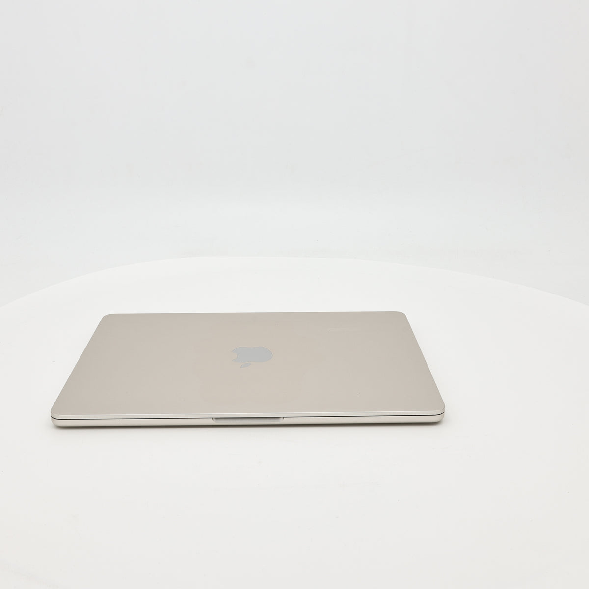 95新 Apple MacBook Air 22年 13寸 M2（8+10核） 8G RAM 512G SSD 星光色