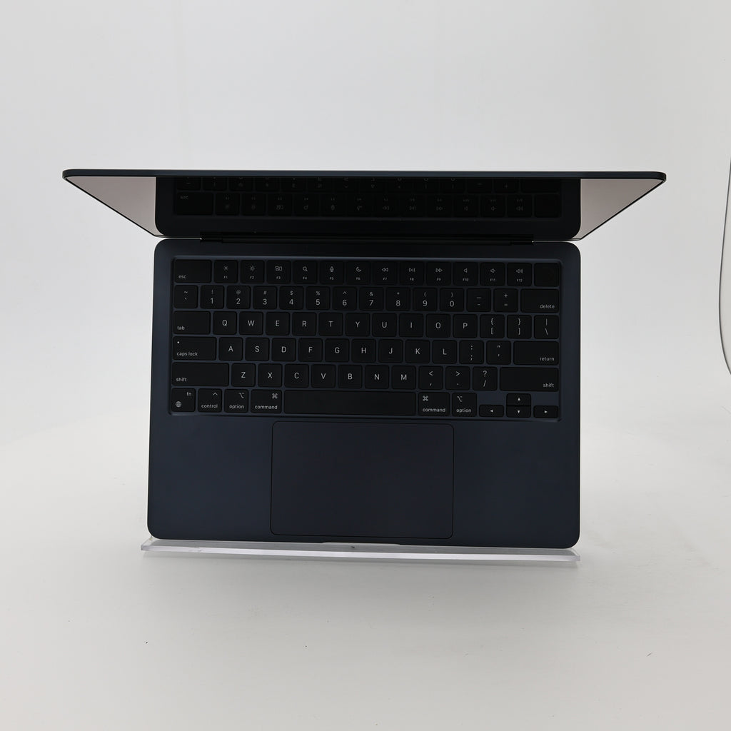 95新 Apple MacBook Air 22年 13寸 M2（8+8核） 8G RAM 256G SSD 午夜色