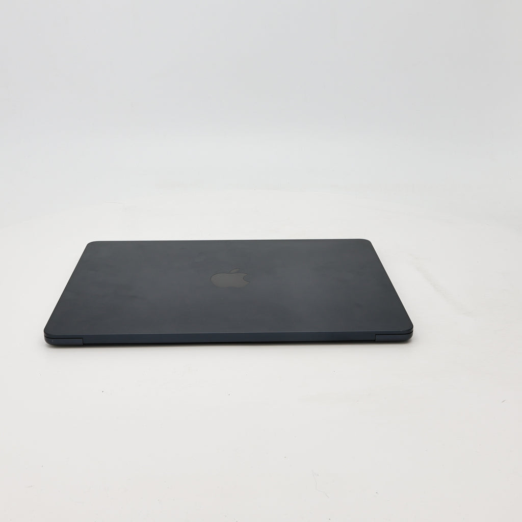 95新 Apple MacBook Air 22年 13寸 M2（8+8核） 8G RAM 256G SSD 午夜色