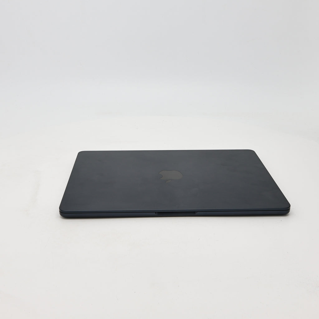 95新 Apple MacBook Air 22年 13寸 M2（8+8核） 8G RAM 256G SSD 午夜色