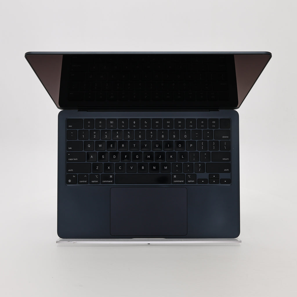 95新 Apple MacBook Air 22年 13寸 M2（8+10核） 8G RAM 512G SSD 午夜色