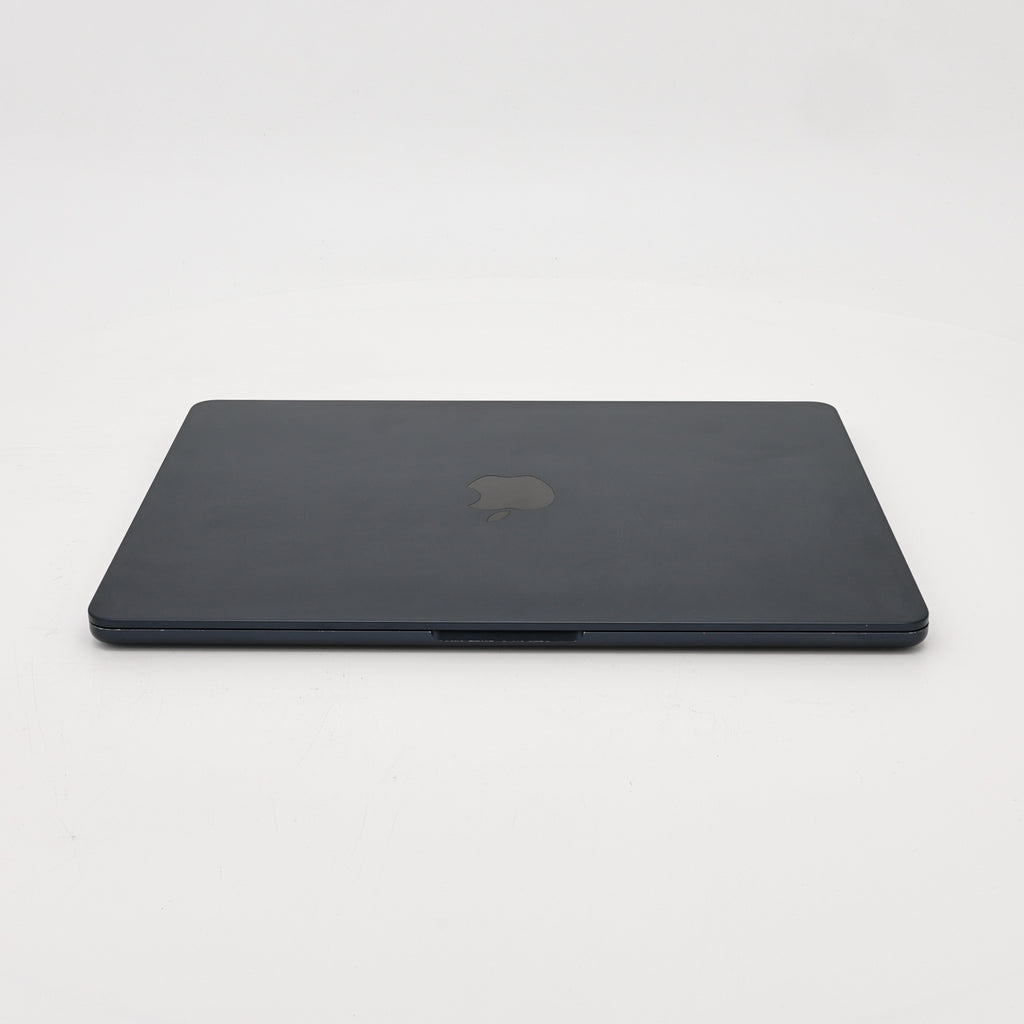 95新 Apple MacBook Air 22年 13寸 M2（8+10核） 8G RAM 512G SSD 午夜色