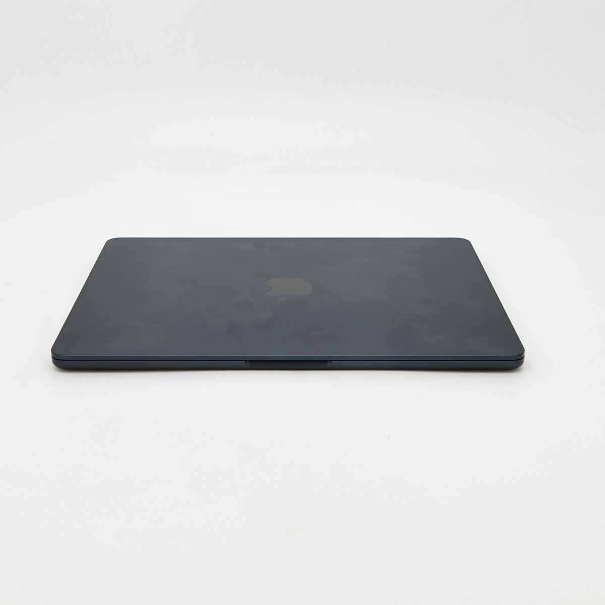 95新 Apple MacBook Air 22年 13寸 M2（8+8核） 8G RAM 256G SSD 午夜色