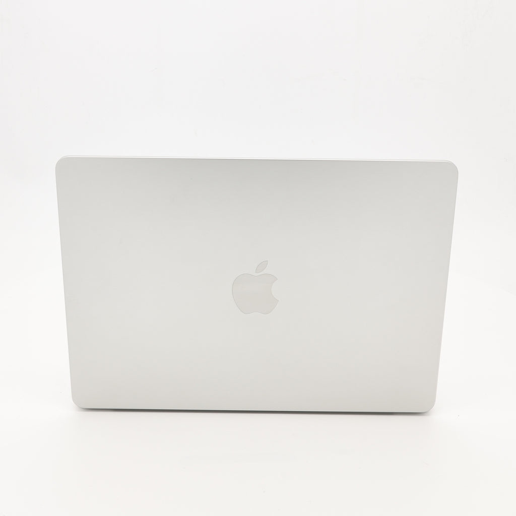 99新 Apple MacBook Air 22年 13寸 M2（8+8核） 8G RAM 256G SSD 銀色
