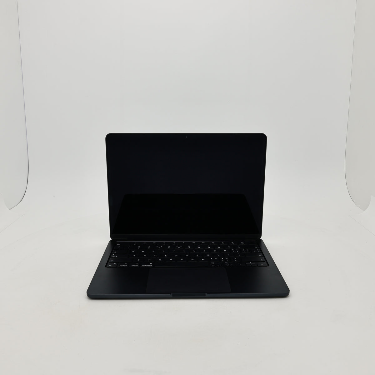 95新 Apple MacBook Air 22年 13寸 M2（8+8核） 8G RAM 256G SSD 午夜色