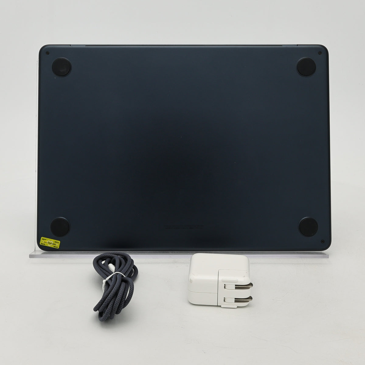 95新 Apple MacBook Air 22年 13寸 M2（8+8核） 8G RAM 256G SSD 午夜色