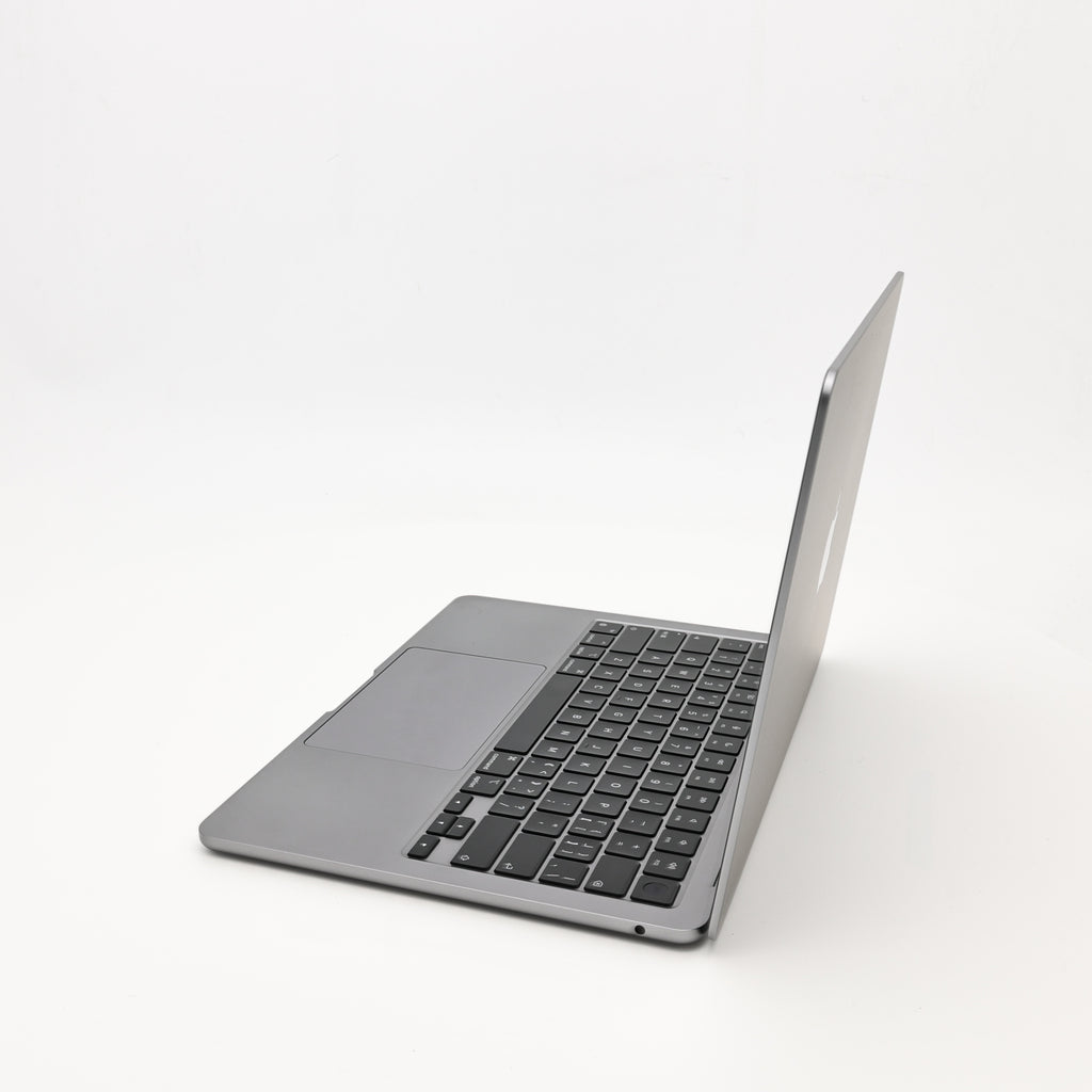 95新 Apple MacBook Air 22年 13寸 M2（8+10核） 8G RAM 512G SSD 深空灰色