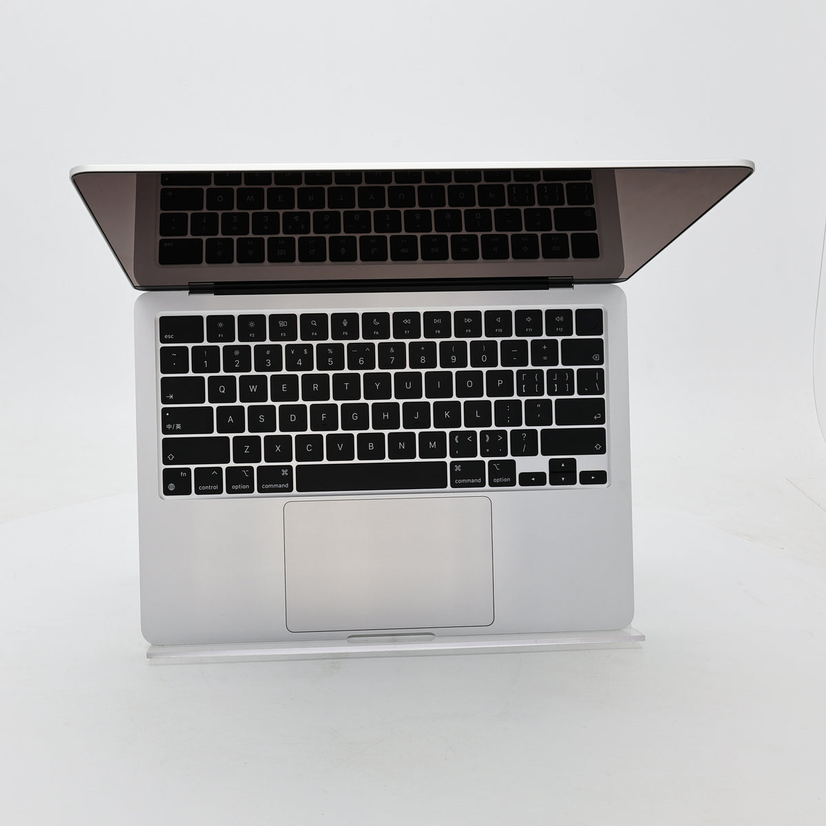 95新 Apple MacBook Air 22年 13寸 M2（8+8核） 8G RAM 256G SSD 銀色