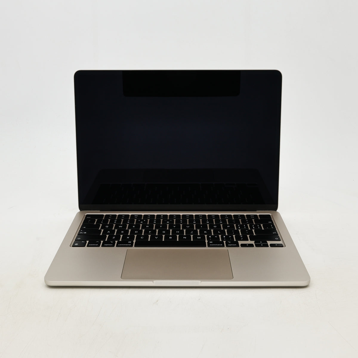 95新 Apple MacBook Air 22年 13寸 M2（8+8核） 8G RAM 256G SSD 星光色