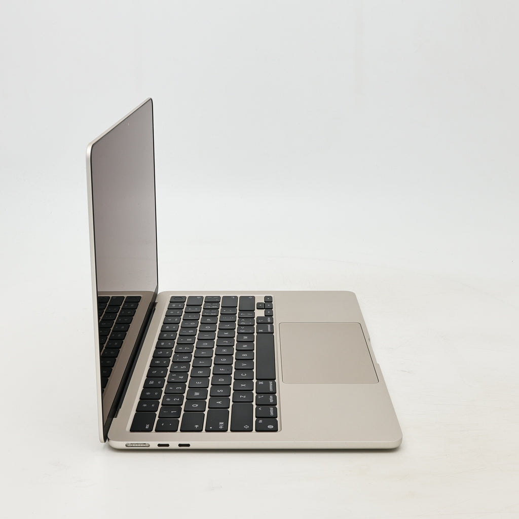 95新 Apple MacBook Air 22年 13寸 M2（8+8核） 8G RAM 256G SSD 星光色