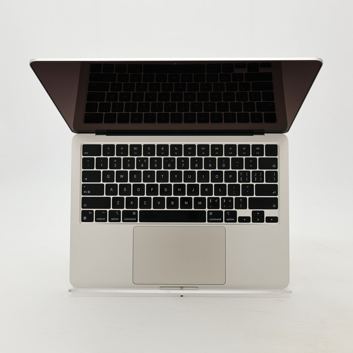 95新 Apple MacBook Air 22年 13寸 M2（8+8核） 8G RAM 256G SSD 星光色