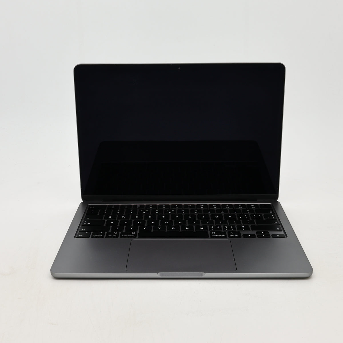 95新 Apple MacBook Air 22年 13寸 M2（8+8核） 8G RAM 256G SSD 深空灰色