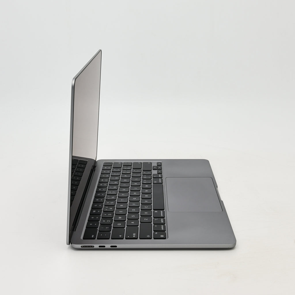95新 Apple MacBook Air 22年 13寸 M2（8+8核） 8G RAM 256G SSD 深空灰色
