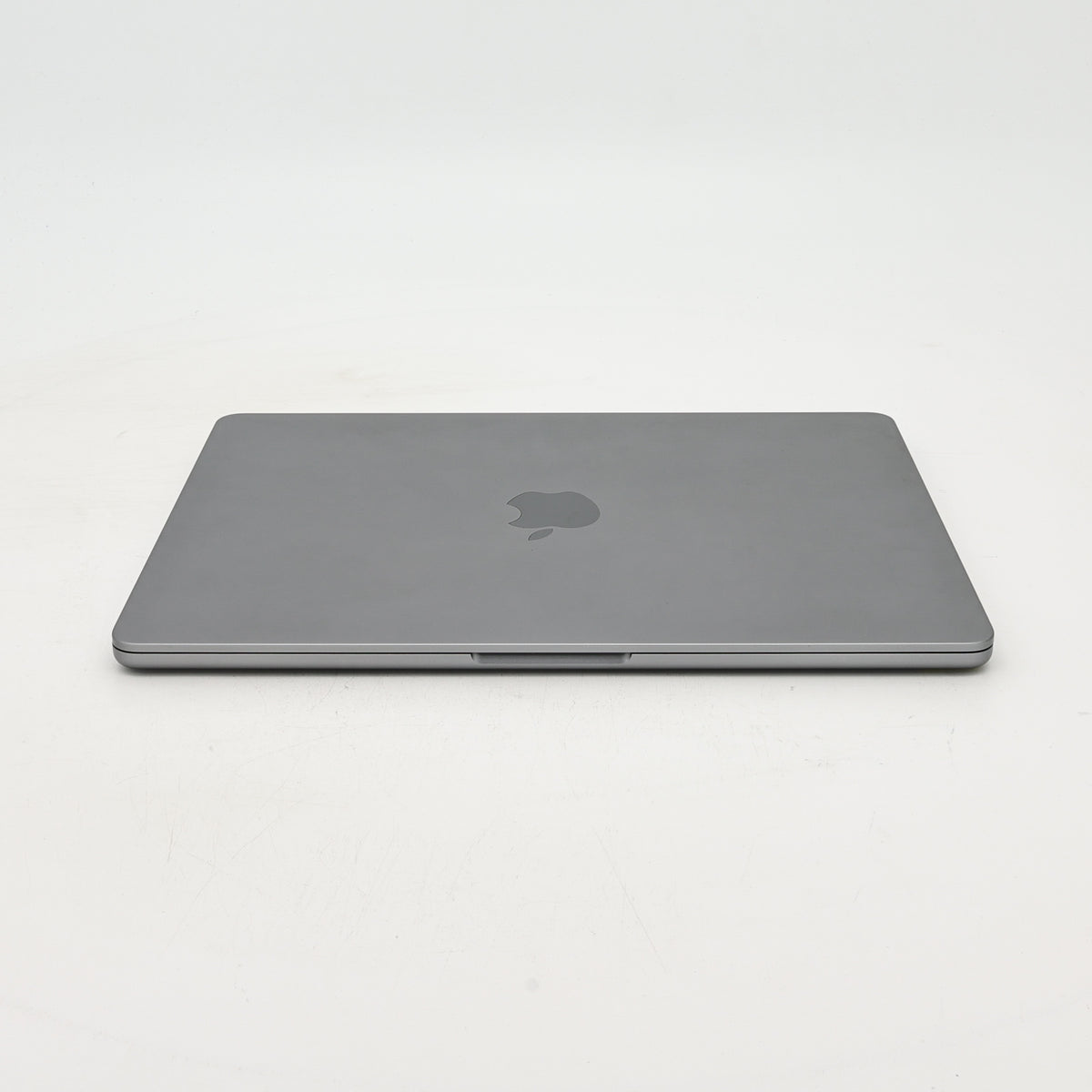 95新 Apple MacBook Air 22年 13寸 M2（8+8核） 8G RAM 256G SSD 深空灰色