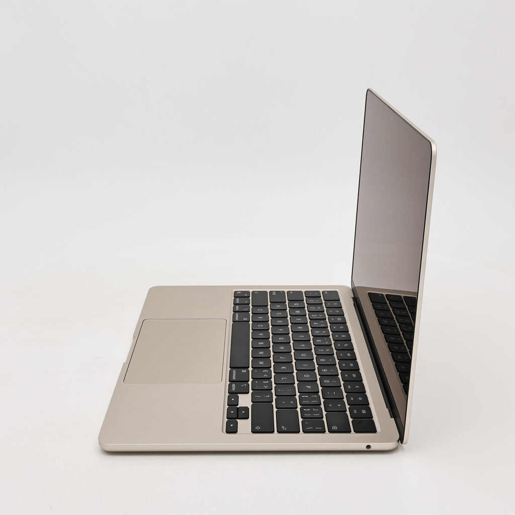 95新 Apple MacBook Air 24年 13寸 M3（8+8核） 8G RAM 256G SSD 星光色