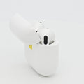 99新 Apple AirPods 5 白色