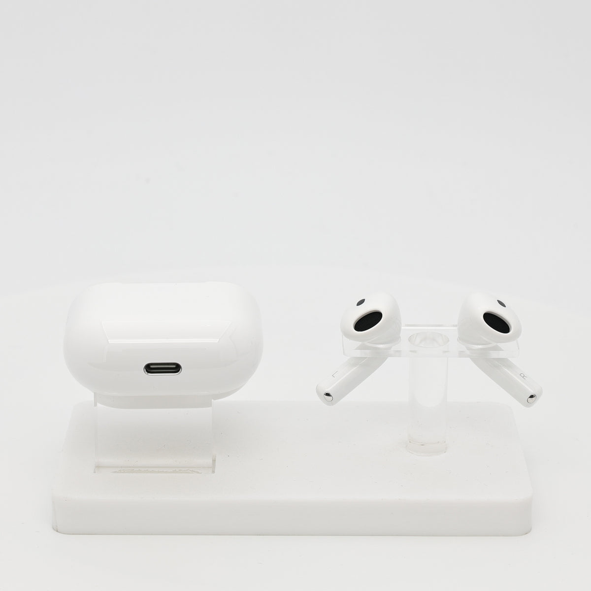 99新 Apple AirPods 5 白色
