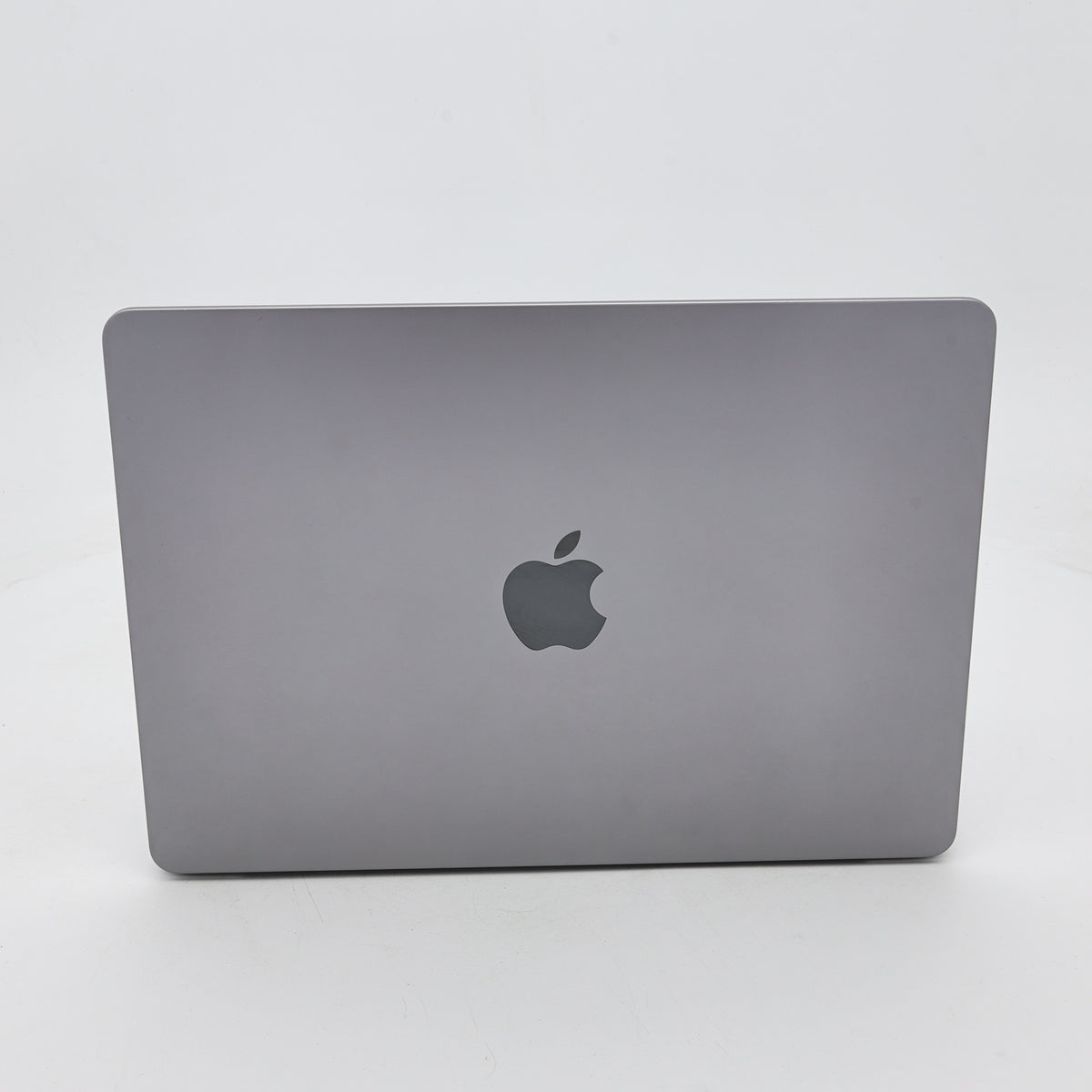 95新 Apple MacBook Air 22年 13寸 M2（8+8核） 8G RAM 256G SSD 深空灰色