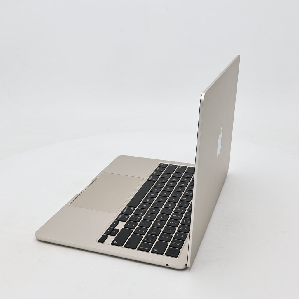 95新 Apple MacBook Air 22年 13寸 M2（8+8核） 8G RAM 256G SSD 星光色