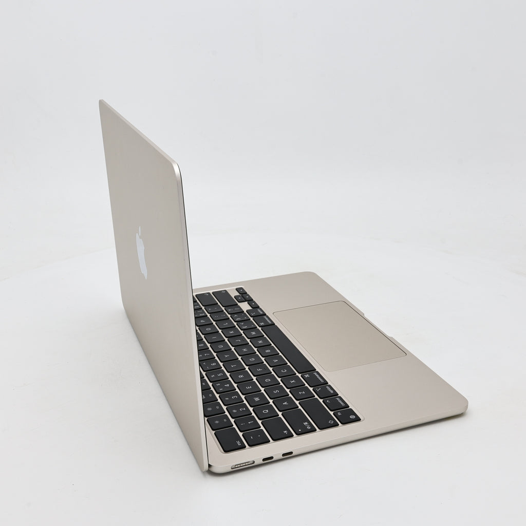 95新 Apple MacBook Air 22年 13寸 M2（8+8核） 8G RAM 256G SSD 星光色