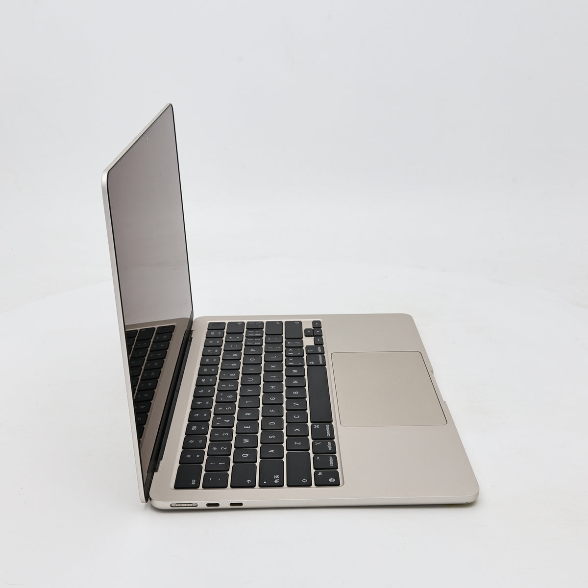 95新 Apple MacBook Air 22年 13寸 M2（8+8核） 8G RAM 256G SSD 星光色
