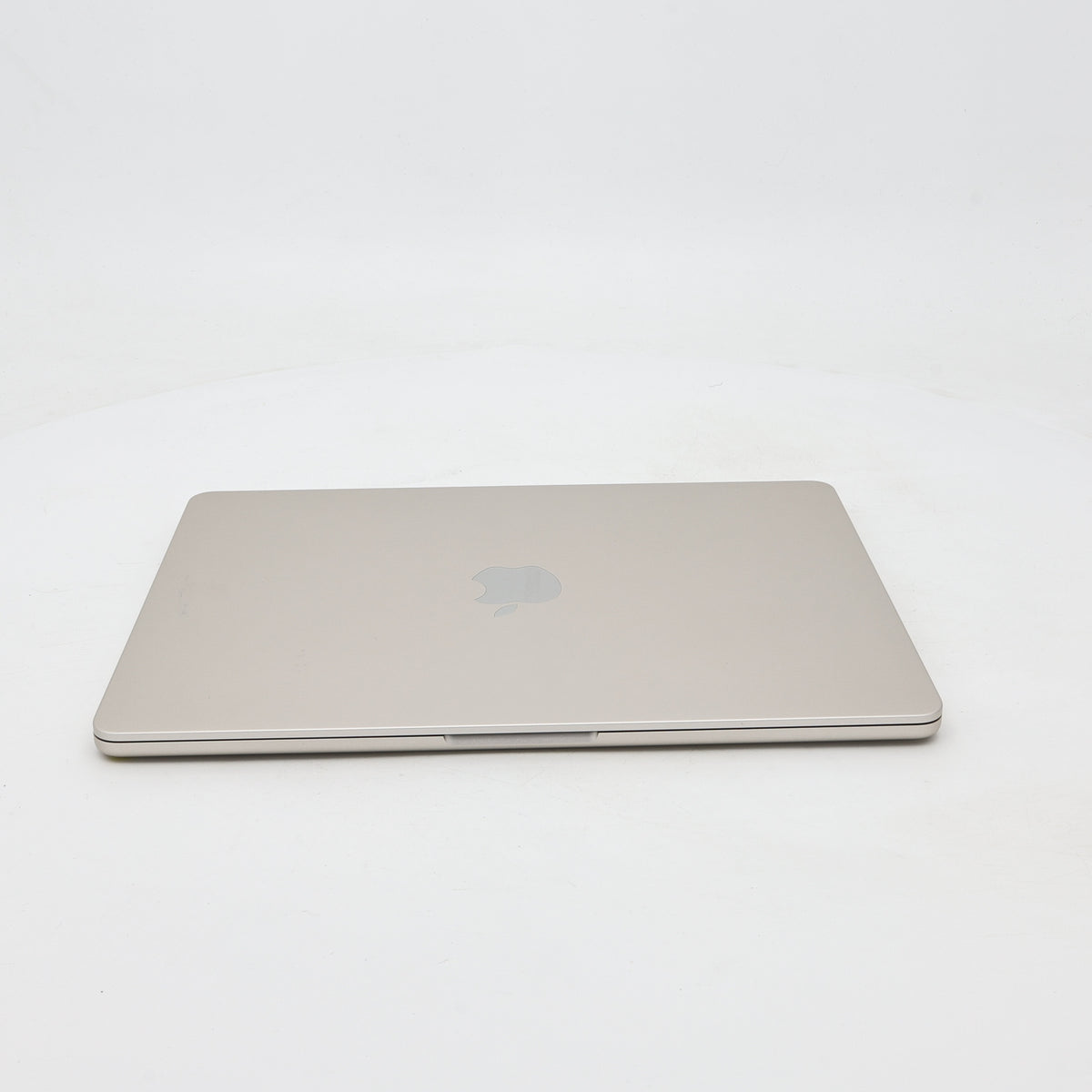 95新 Apple MacBook Air 22年 13寸 M2（8+8核） 8G RAM 256G SSD 星光色