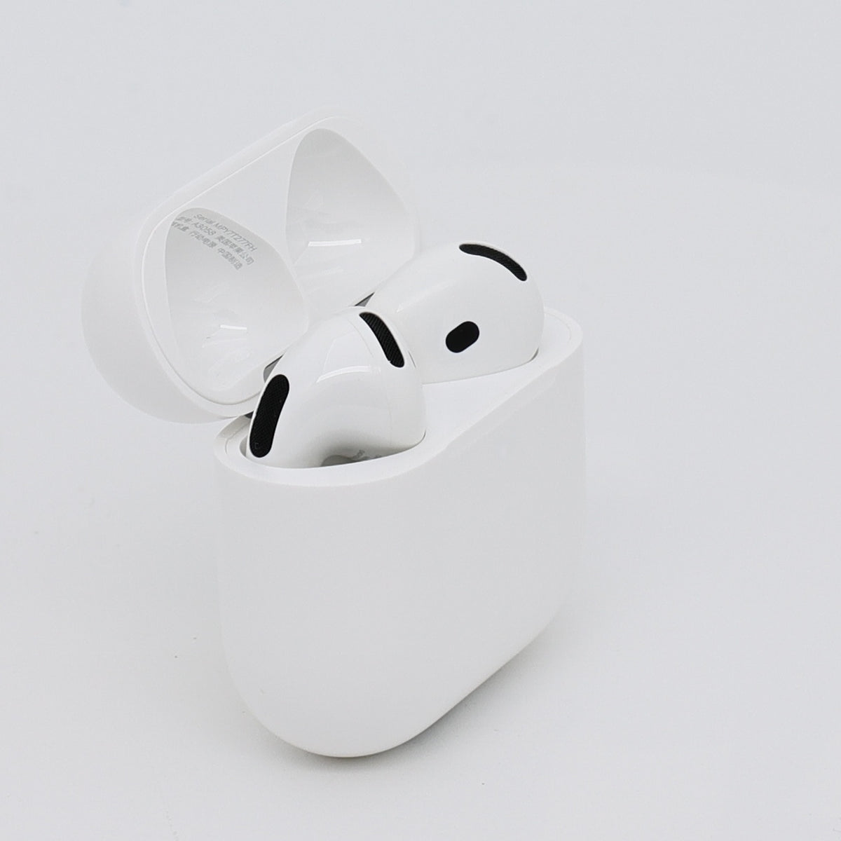 99新 Apple AirPods 4 (不支持主动降噪) 白色