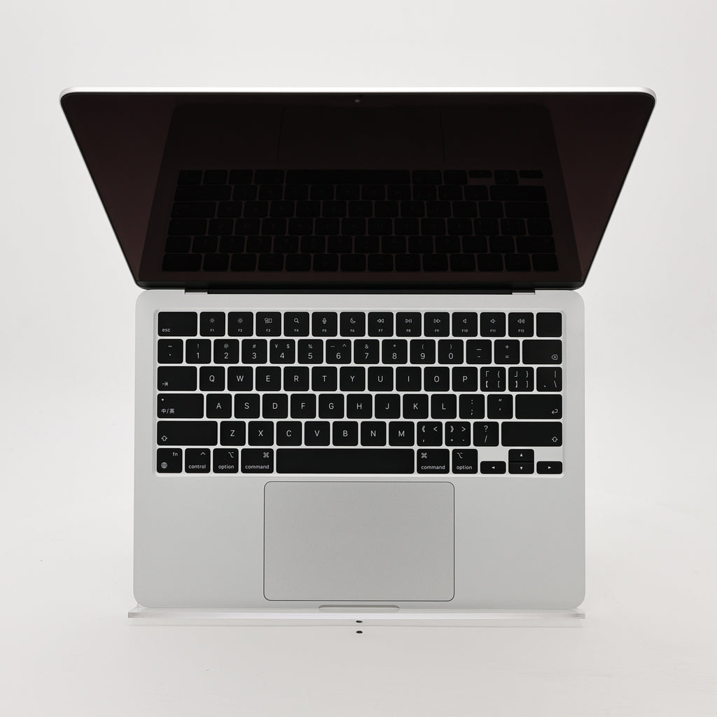 99新 Apple MacBook Air 22年 13寸 M2（8+8核） 8G RAM 256G SSD 銀色