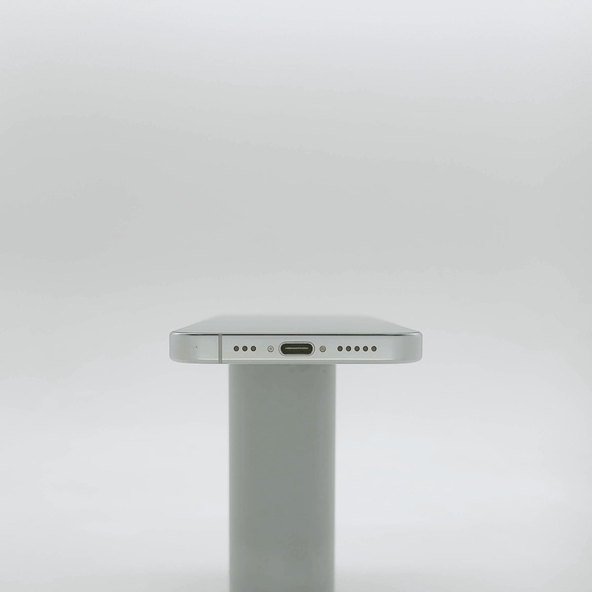 95新 Apple iPhone 16 Pro 128G 白色鈦金屬 中國大陸版