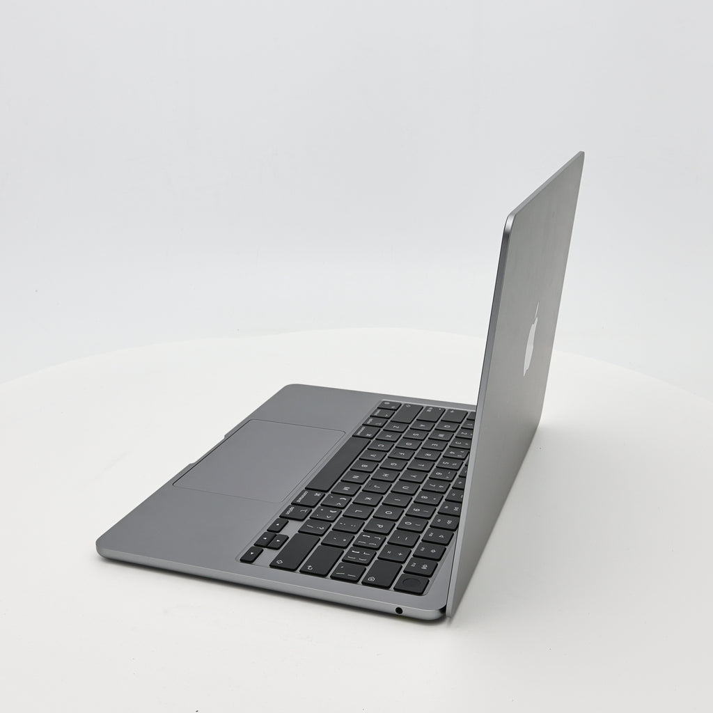 99新 Apple MacBook Air 22年 13寸 M2（8+10核） 8G RAM 512G SSD 深空灰色
