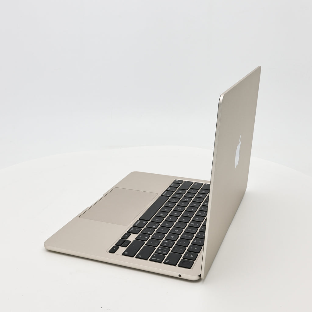 95新 Apple MacBook Air 24年 13寸 M3（8+8核） 8G RAM 256G SSD 星光色