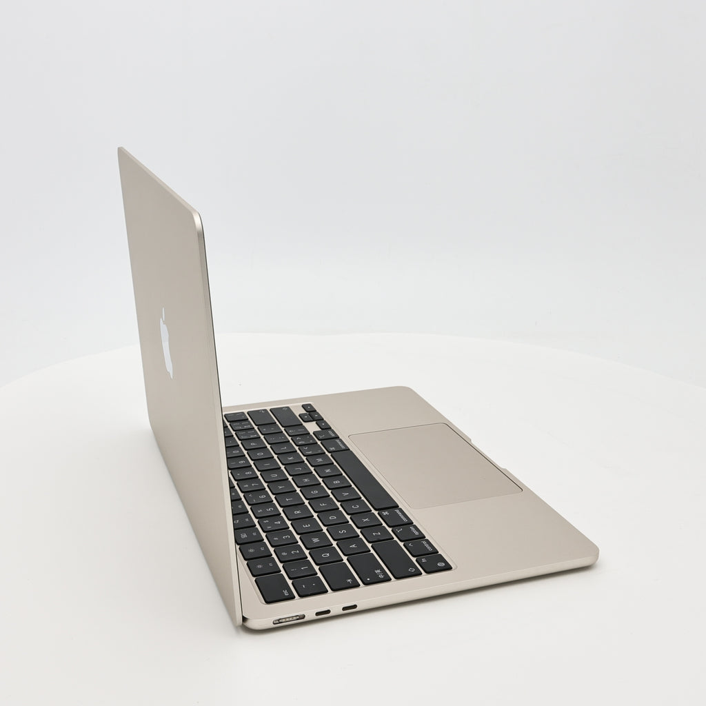 95新 Apple MacBook Air 24年 13寸 M3（8+8核） 8G RAM 256G SSD 星光色