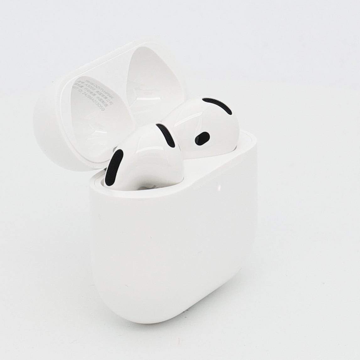 99新 Apple AirPods 4 (支持主動降噪) 白色