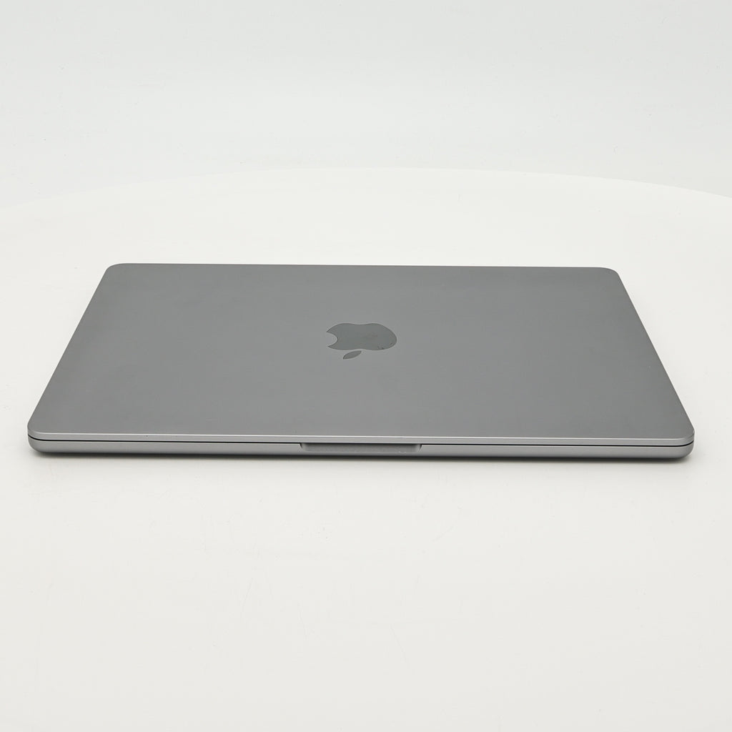 95新 Apple MacBook Air 22年 13寸 M2（8+8核） 8G RAM 256G SSD 深空灰色