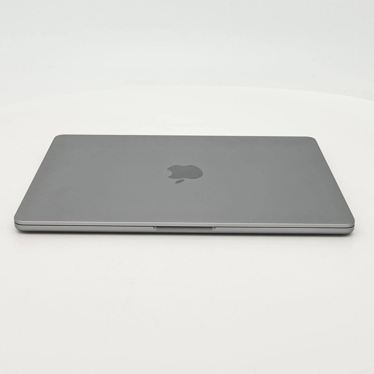 95新 Apple MacBook Air 22年 13寸 M2（8+8核） 8G RAM 256G SSD 深空灰色
