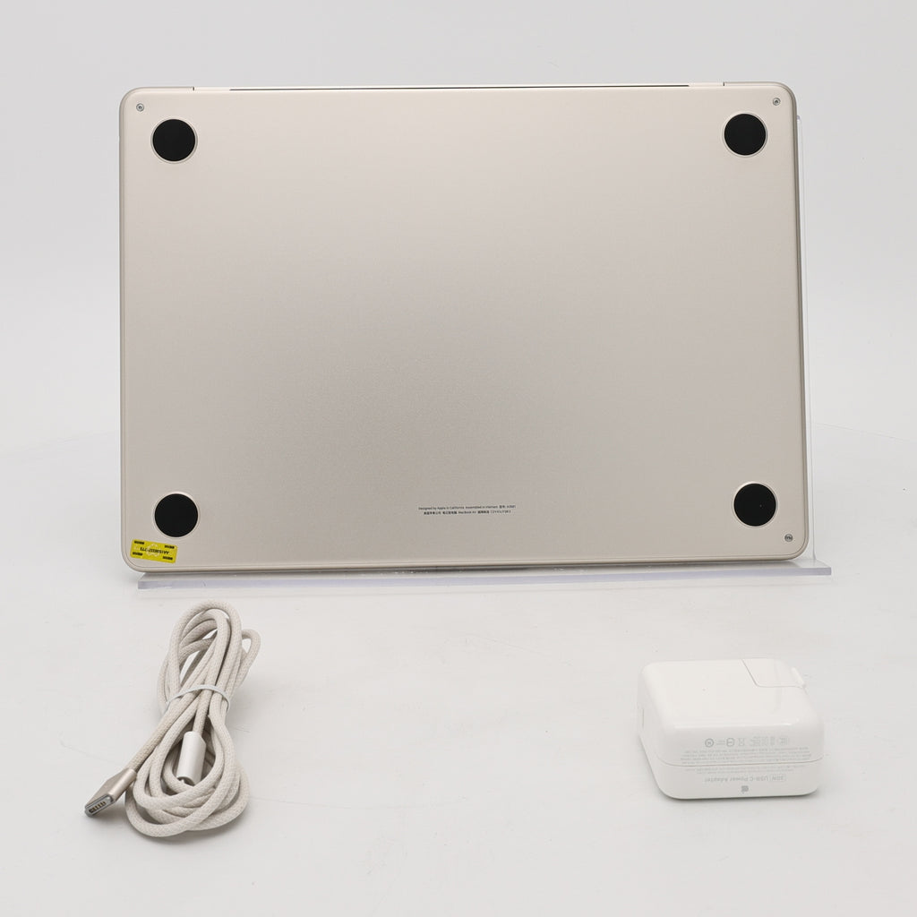 99新 Apple MacBook Air 22年 13寸 M2（8+8核） 8G RAM 256G SSD 星光色