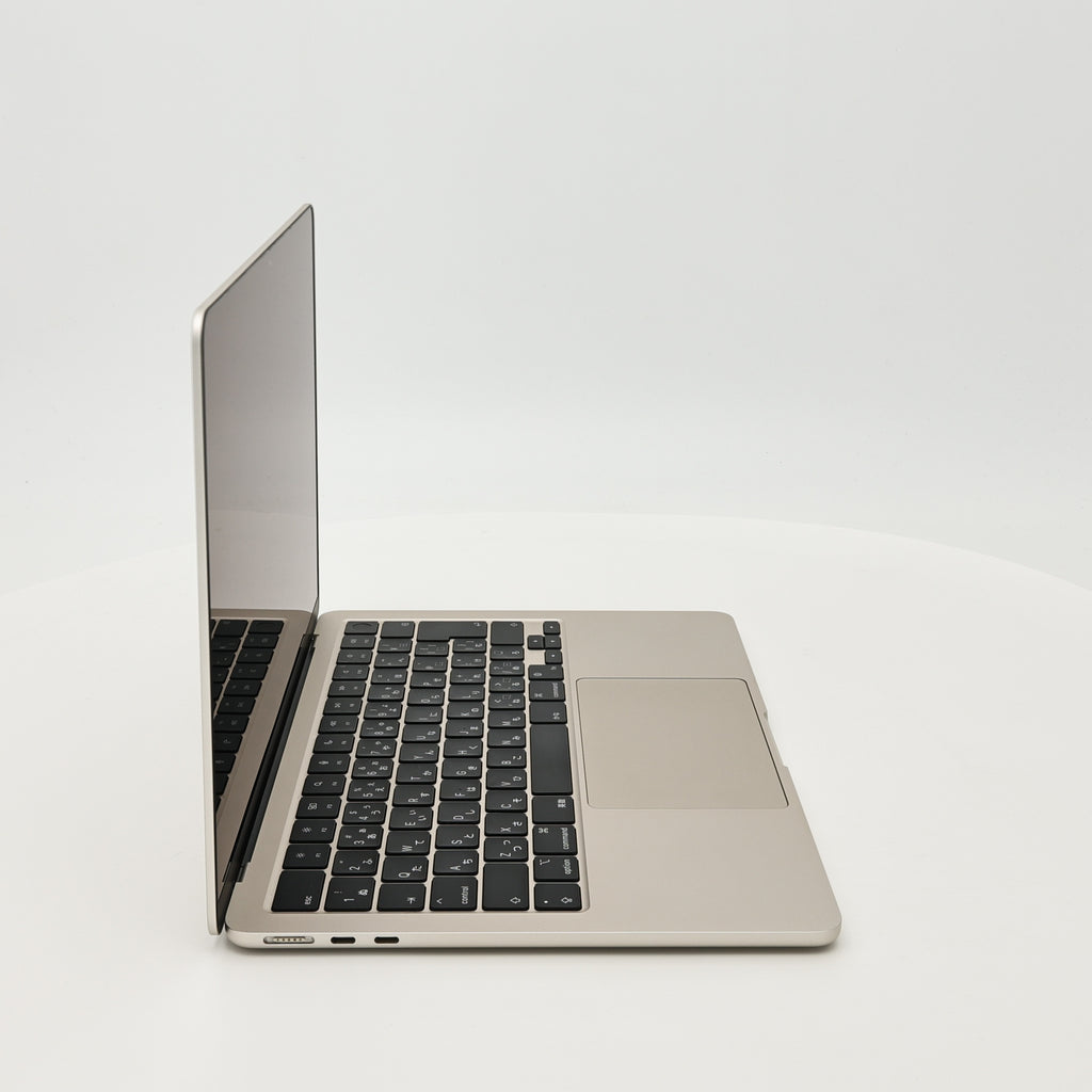 95新 Apple MacBook Air 22年 13寸 M2（8+8核） 8G RAM 256G SSD 星光色