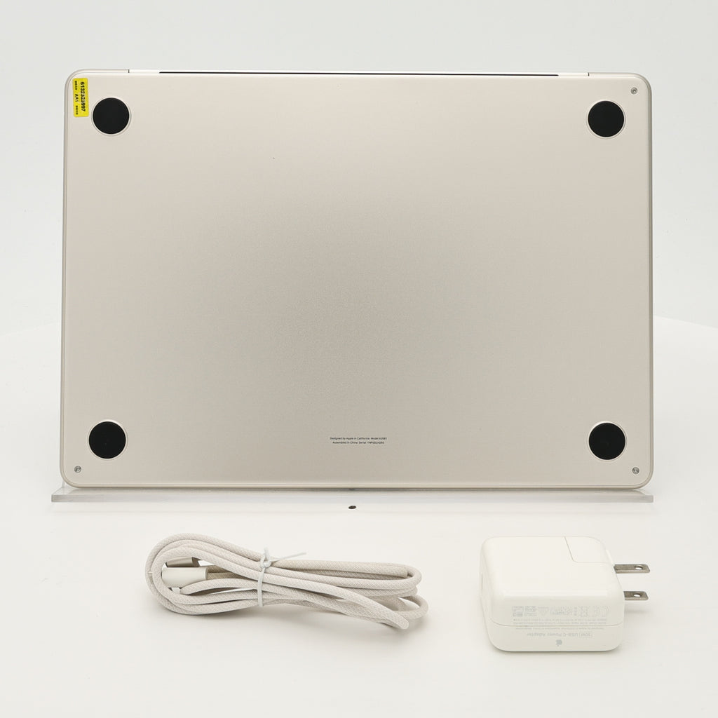 95新 Apple MacBook Air 22年 13寸 M2（8+8核） 8G RAM 256G SSD 星光色